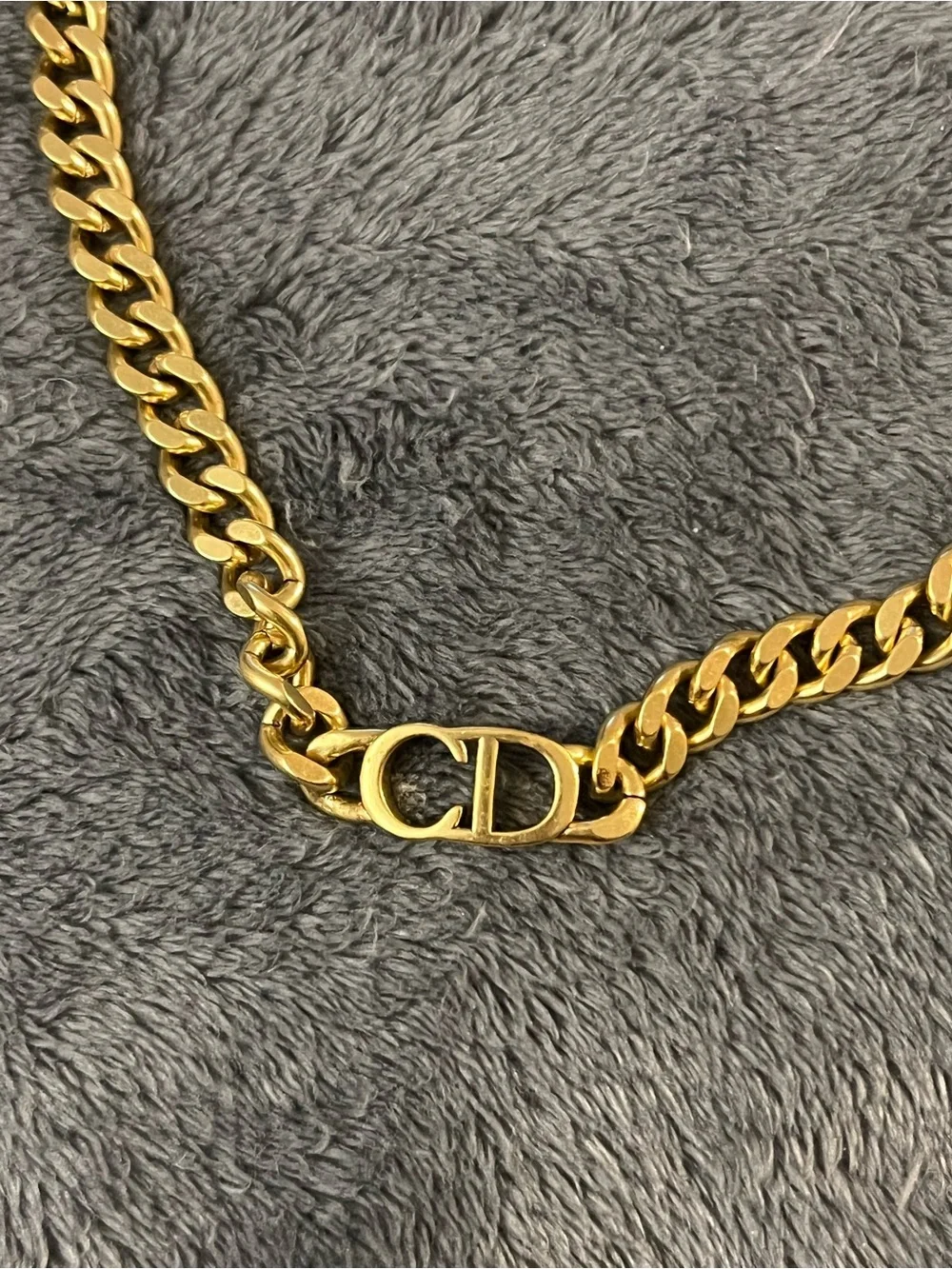 CD INSPIRED gold necklace